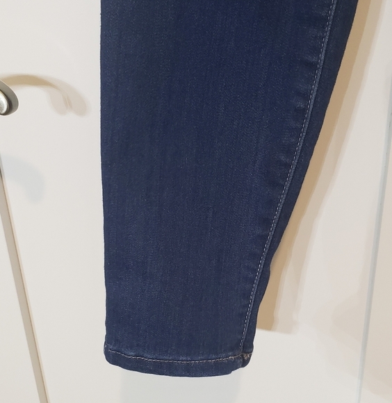 Nellie May Denim Stretch High Rise Jeans Darkwash Whiskering Fading Size 9 - Picture 4 of 11